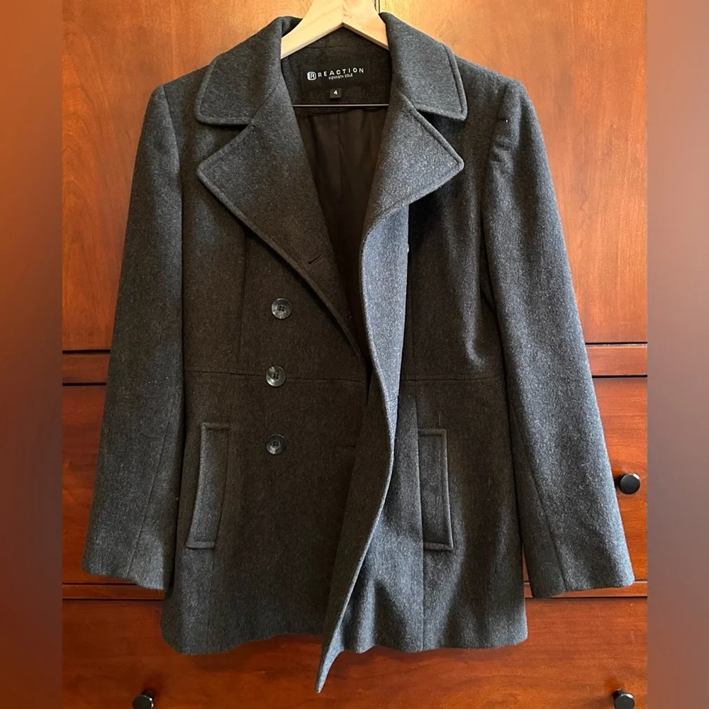 LADIES Kenneth Cole Reaction Vintage Gray Double-Breast Wool Pea Coat - SIZE 4